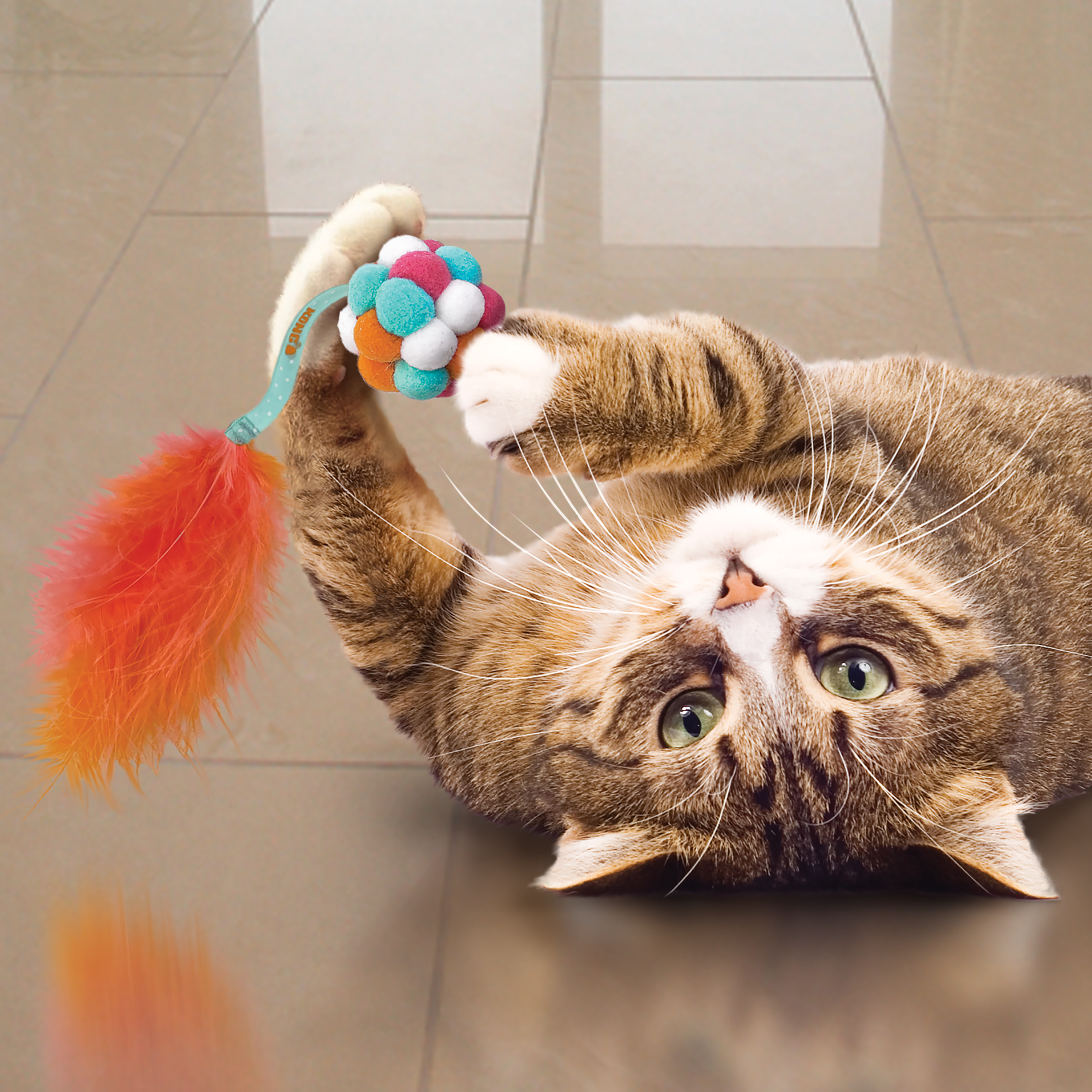 KONG Cat Active Bubble Ball - Imagen 2